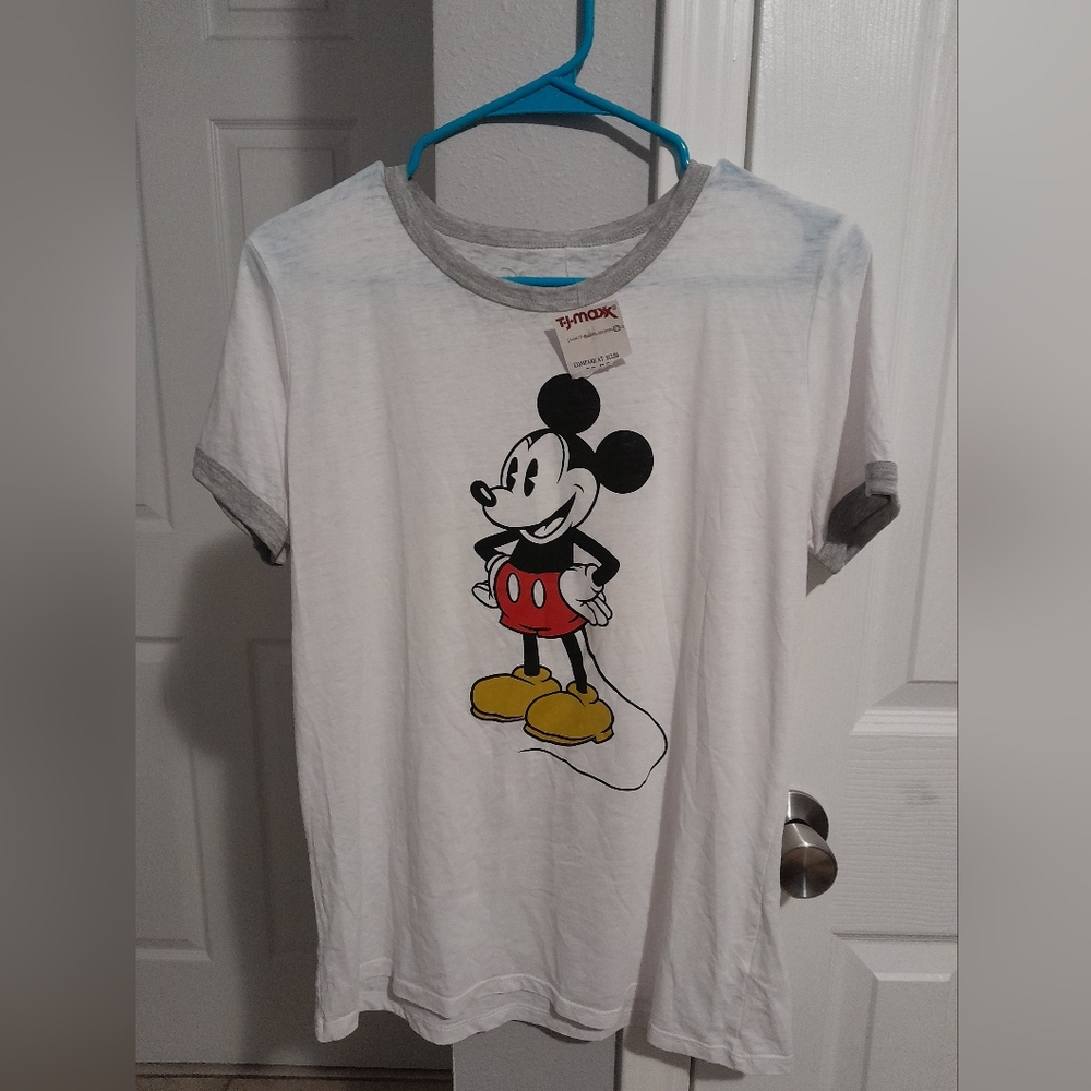 Disney shirt